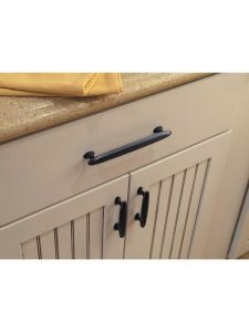 Austen Cabinet Pull – 6 1/4″ Center-to-Center  |  Pulls Knobs & Pulls Brushed Nickel/Polished Nickel/Venetian Bronze