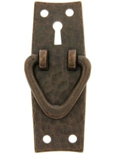 Stickley Style Arts & Crafts Vertical Pull With Keyhole And “V” Shape Ring  |  Ring Pulls Knobs & Pulls Ring Pulls